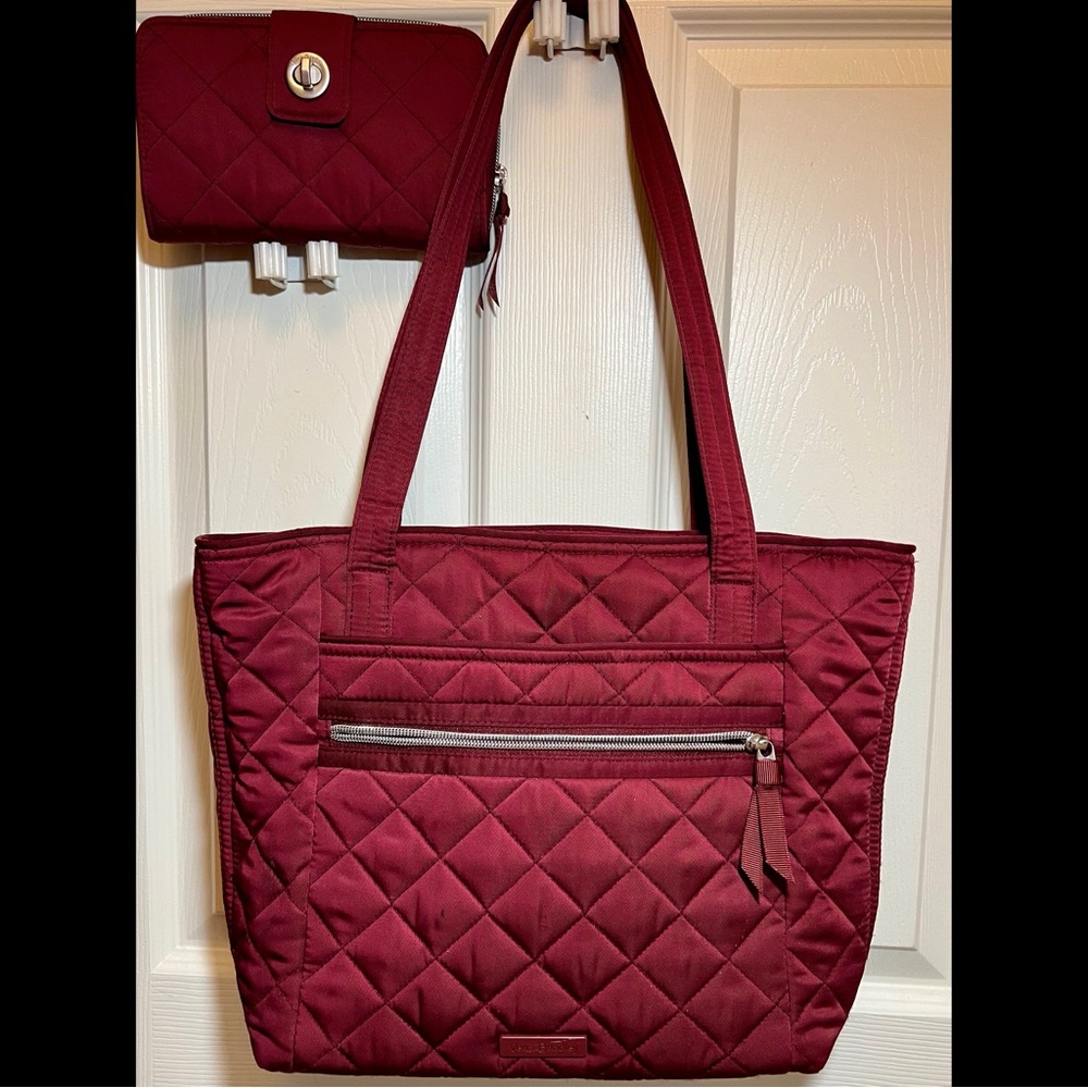Vera Bradley Tote & Wallet set